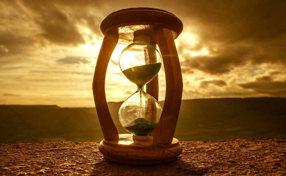 essay-on-importance-of-time-in-hindi-hindihaat
