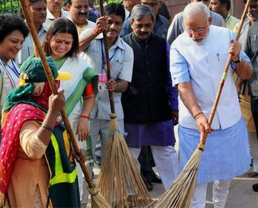 Сейчас индийцы называют свою страну бхарат. Индия Грин. Clean India. Indian School Swachh Abhiyan. Was ist SWAT Bharat Abhiyan?.